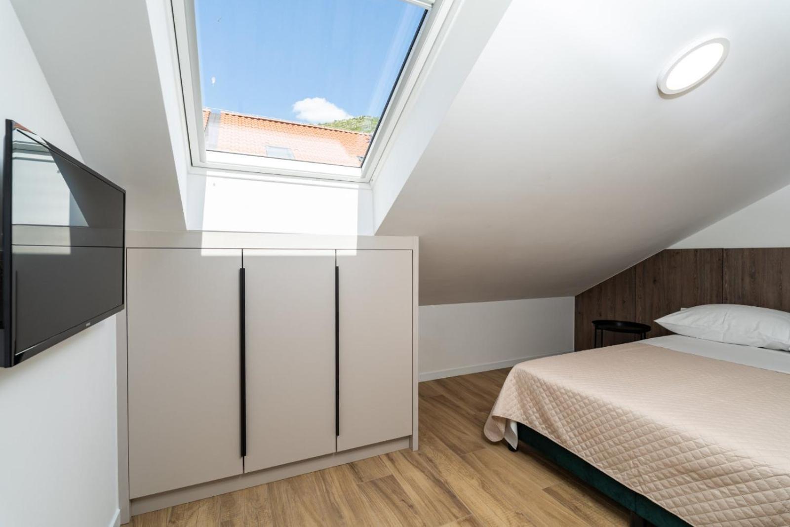 Apartments Maria ザトン 部屋 写真